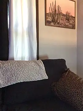 SidneyRaee online show from September 16, 2025, 4:41 pm