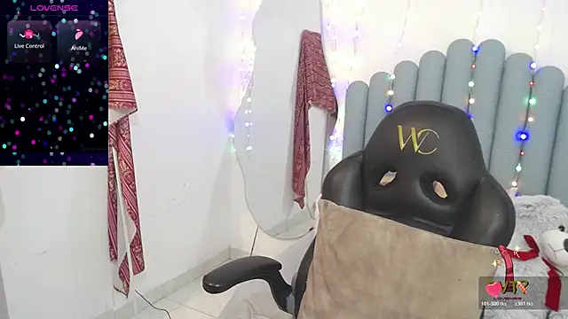 Snapshot of lakshmiraniii chatting on March 30, 2026, 12:06 pm lakshmiraniii online show from March 30, 2026, 12:06 pm