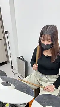 DandanBurgerking online show from December 17, 2025, 9:37 am