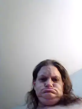 Earlybirdgetsthewormxh online show from September 26, 2025, 4:33 pm