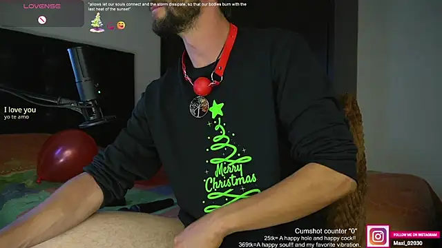 Snapshot of just_maxii chatting on December 5, 2024, 11:51 pm just maxii online show from December 5, 2024, 11:51 pm