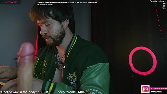 Snapshot of just_maxii chatting on September 18, 2025, 12:34 am just maxii online show from September 18, 2025, 12:34 am