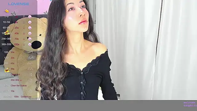 Snapshot of SophiaLiu chatting on January 11, 2025, 11:13 pm SophiaLiu online show from January 11, 2025, 11:13 pm