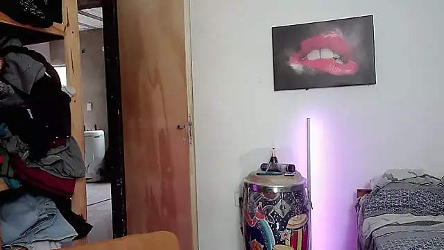 rodrix54 online show from March 5, 2026, 8:27 pm