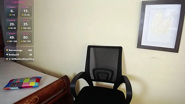 Snapshot of _Sarahh_0 chatting on March 20, 2025, 8:51 pm Sarahh 0 online show from March 20, 2025, 8:51 pm