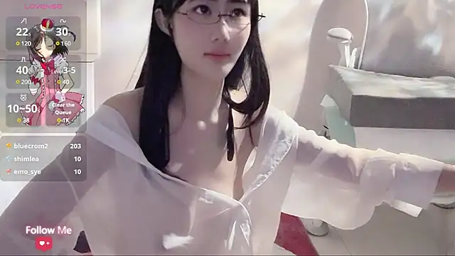 qiqi-- online show from December 19, 2024, 4:35 pm