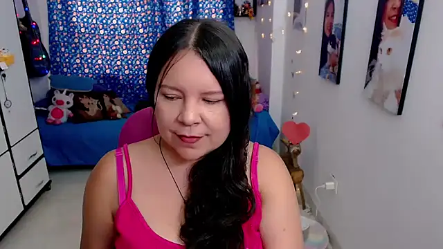 claryssa  online show from March 10, 2026, 6:46 pm