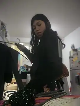 Snapshot of emily_rosse04 chatting on March 13, 2026, 10:55 am emily rosse04 online show from March 13, 2026, 10:55 am