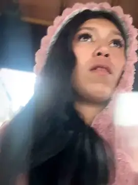 Snapshot of emily_rosse04 chatting on March 31, 2026, 11:32 am emily rosse04 online show from March 31, 2026, 11:32 am