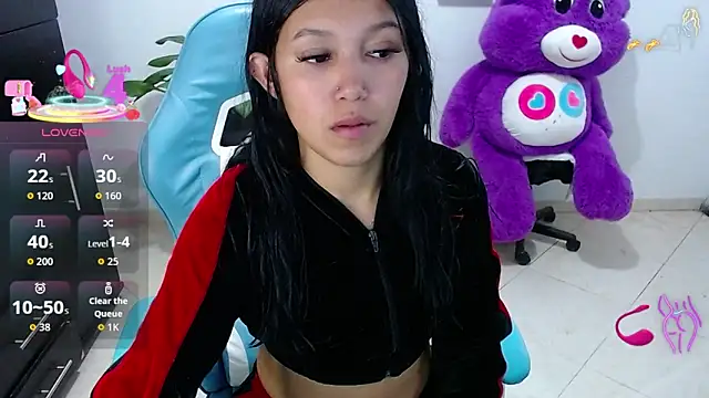 Snapshot of emily_rosse04 chatting on April 8, 2026, 2:11 am emily rosse04 online show from April 8, 2026, 2:11 am