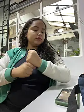 CurlyGirl 1 online show from January 9, 2025, 11:58 am