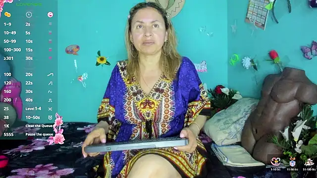 SheraHadee online show from February 18, 2026, 2:18 am