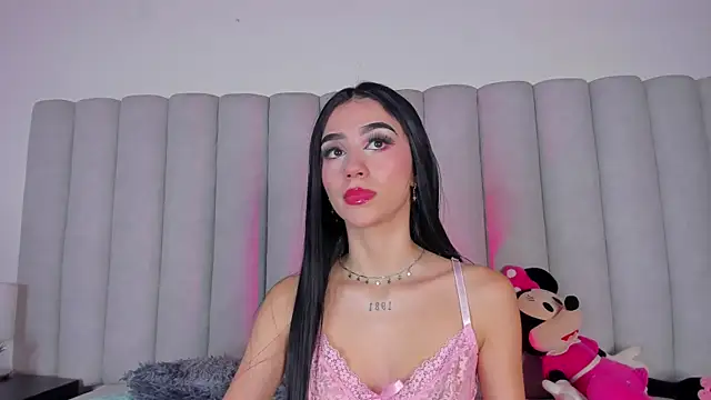 Snapshot of CristalCornner_ chatting on February 8, 2025, 7:27 pm CristalCornner  online show from February 8, 2025, 7:27 pm