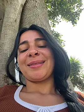 Meganmilk1 online show from November 4, 2025, 2:27 pm