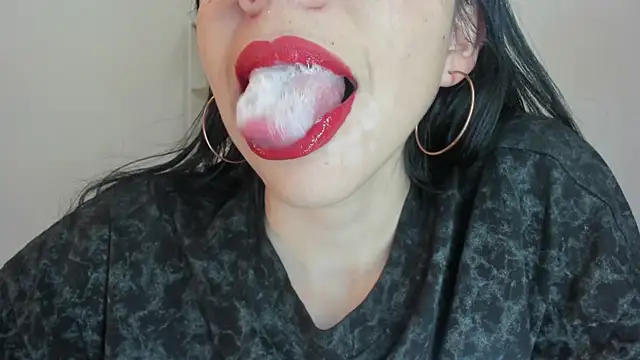 Snapshot of Katty_mouth chatting on November 8, 2025, 9:02 pm Katty mouth online show from November 8, 2025, 9:02 pm