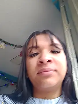 VivienAndClark online show from December 11, 2024, 6:52 pm