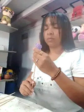 VivienAndClark online show from November 4, 2025, 3:00 pm