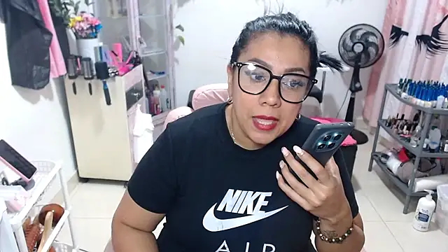 titsbiglovers online show from March 24, 2026, 10:48 pm