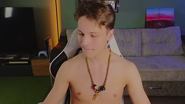 Snapshot of TeddyLiLboy chatting on December 4, 2025, 2:26 pm TeddyLiLboy online show from December 4, 2025, 2:26 pm