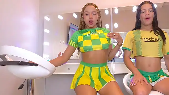 chocolatecrememia online show from March 5, 2026, 9:00 pm