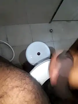 Snapshot of workoutsaurabh chatting on January 22, 2025, 2:04 am workoutsaurabh online show from January 22, 2025, 2:04 am