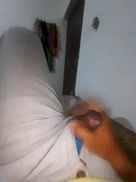 Snapshot of workoutsaurabh chatting on January 23, 2025, 1:08 am workoutsaurabh online show from January 23, 2025, 1:08 am