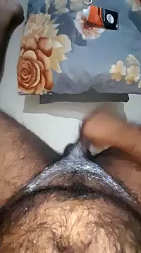 Snapshot of workoutsaurabh chatting on March 12, 2025, 12:10 am workoutsaurabh online show from March 12, 2025, 12:10 am