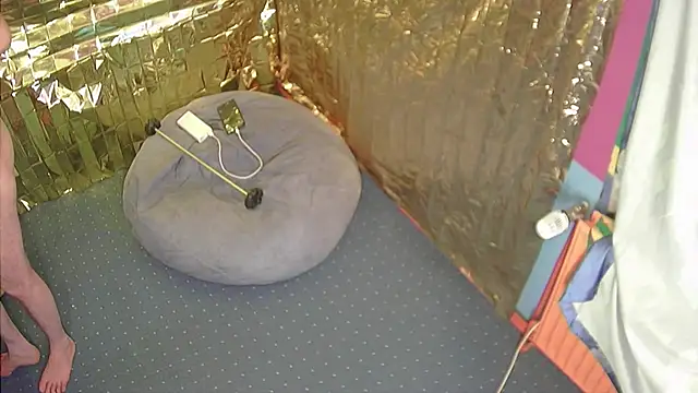 Snapshot of Markxen_cam chatting on December 21, 2024, 12:53 am Markxen cam online show from December 21, 2024, 12:53 am