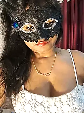 FANTASY QUEEN 07 online show from November 22, 2025, 10:47 am