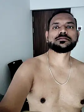 lovbombayduck11 online show from September 17, 2025, 3:52 am