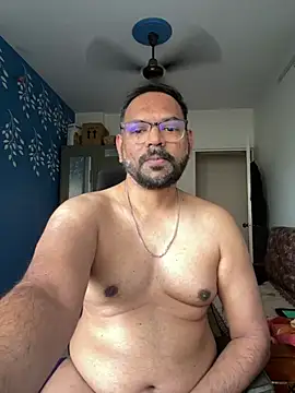 lovbombayduck11 online show from June 20, 2026, 2:58 am