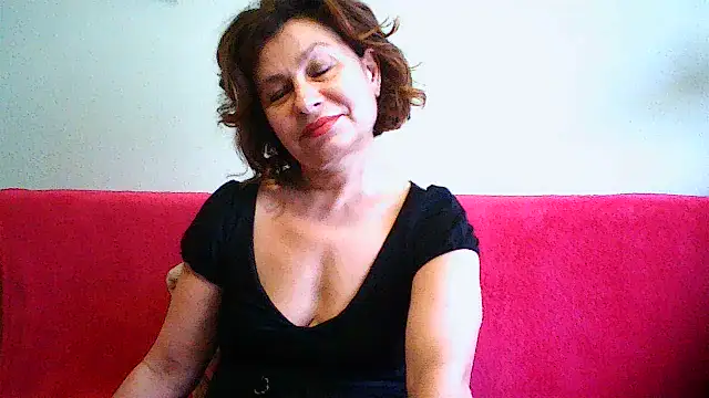 Mat Elenore online show from May 22, 2026, 5:58 am