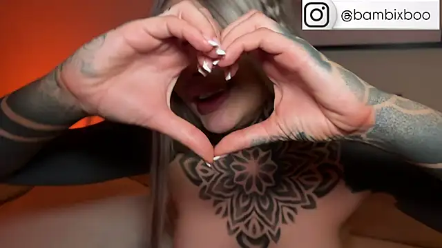 Snapshot of bambixboo chatting on February 11, 2025, 12:06 am bambixboo online show from February 11, 2025, 12:06 am