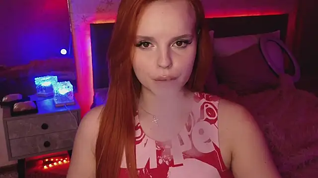 Snapshot of KristiRosee chatting on December 13, 2024, 4:33 am KristiRosee online show from December 13, 2024, 4:33 am