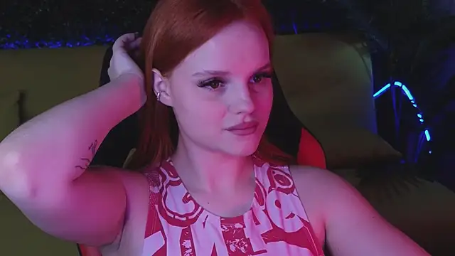 Snapshot of KristiRosee chatting on January 8, 2025, 4:34 am KristiRosee online show from January 8, 2025, 4:34 am