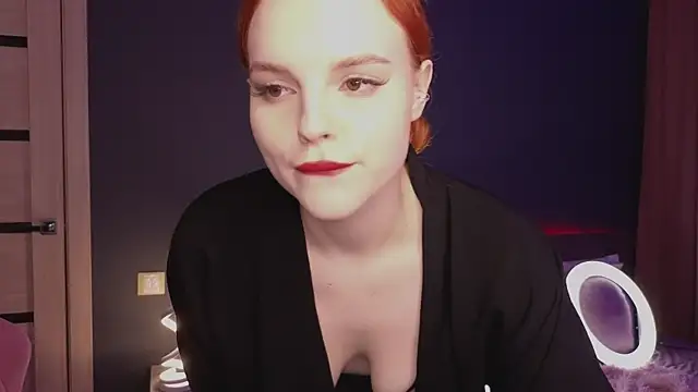 Snapshot of KristiRosee chatting on January 24, 2025, 11:15 am KristiRosee online show from January 24, 2025, 11:15 am