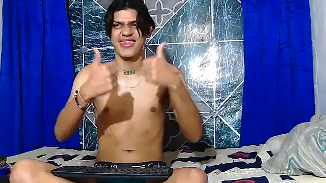 Snapshot of Samuelsince chatting on September 20, 2025, 12:55 am Samuelsince online show from September 20, 2025, 12:55 am