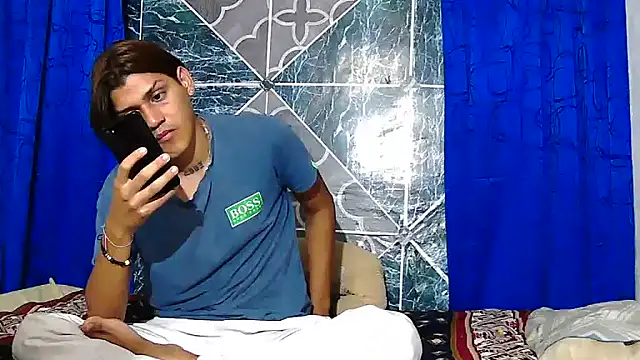 Snapshot of Samuelsince chatting on October 24, 2025, 4:53 am Samuelsince online show from October 24, 2025, 4:53 am