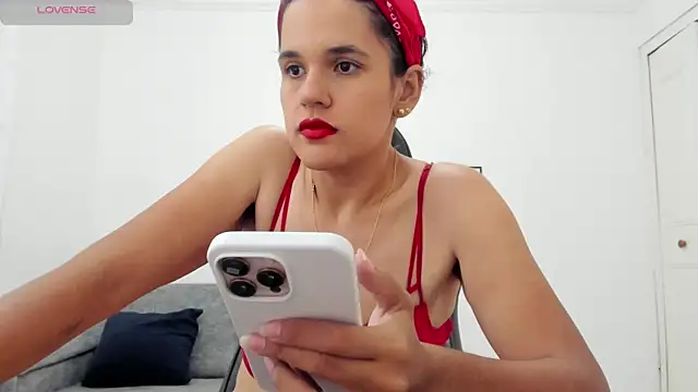 natalia curvy1 online show from June 16, 2026, 5:59 pm