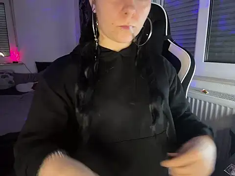 kinkygirl420x online show from January 20, 2025, 9:01 pm