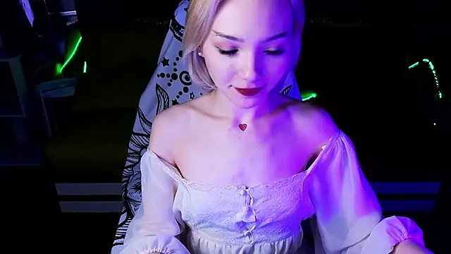 SandraBoyl online show from December 30, 2024, 4:31 am