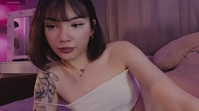 SandraBoyl online show from February 3, 2026, 2:21 am