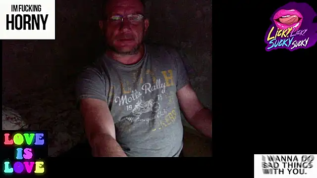 Snapshot of Bossun79 chatting on March 5, 2025, 3:18 am Bossun79 online show from March 5, 2025, 3:18 am