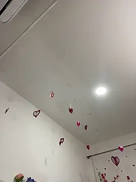 Elektra Queen online show from July 4, 2026, 1:06 pm