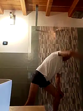 Snapshot of Anastasio33 chatting on October 13, 2025, 6:13 am Anastasio33 online show from October 13, 2025, 6:13 am