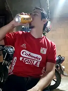 Snapshot of Rejy1992 chatting on December 16, 2024, 5:59 am Rejy1992 online show from December 16, 2024, 5:59 am