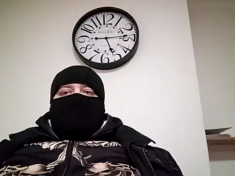 Snapshot of perversalus chatting on January 24, 2025, 4:17 pm perversalus online show from January 24, 2025, 4:17 pm