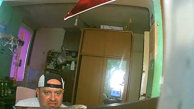 perversalus online show from May 17, 2026, 12:01 pm