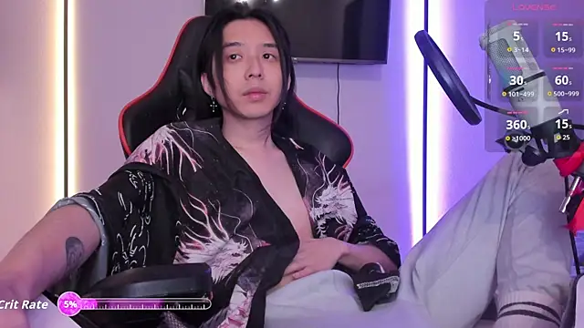 wexlee7 online show from October 13, 2025, 10:43 pm