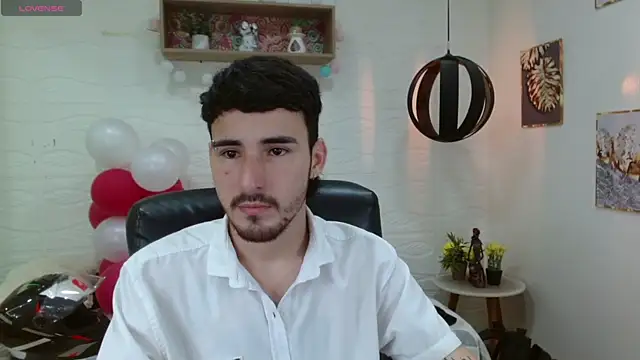 Snapshot of DmitriSanders chatting on February 27, 2025, 8:53 pm DmitriSanders online show from February 27, 2025, 8:53 pm